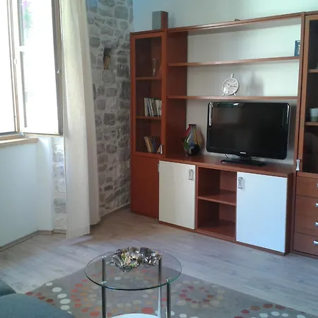 Mila Apartment *